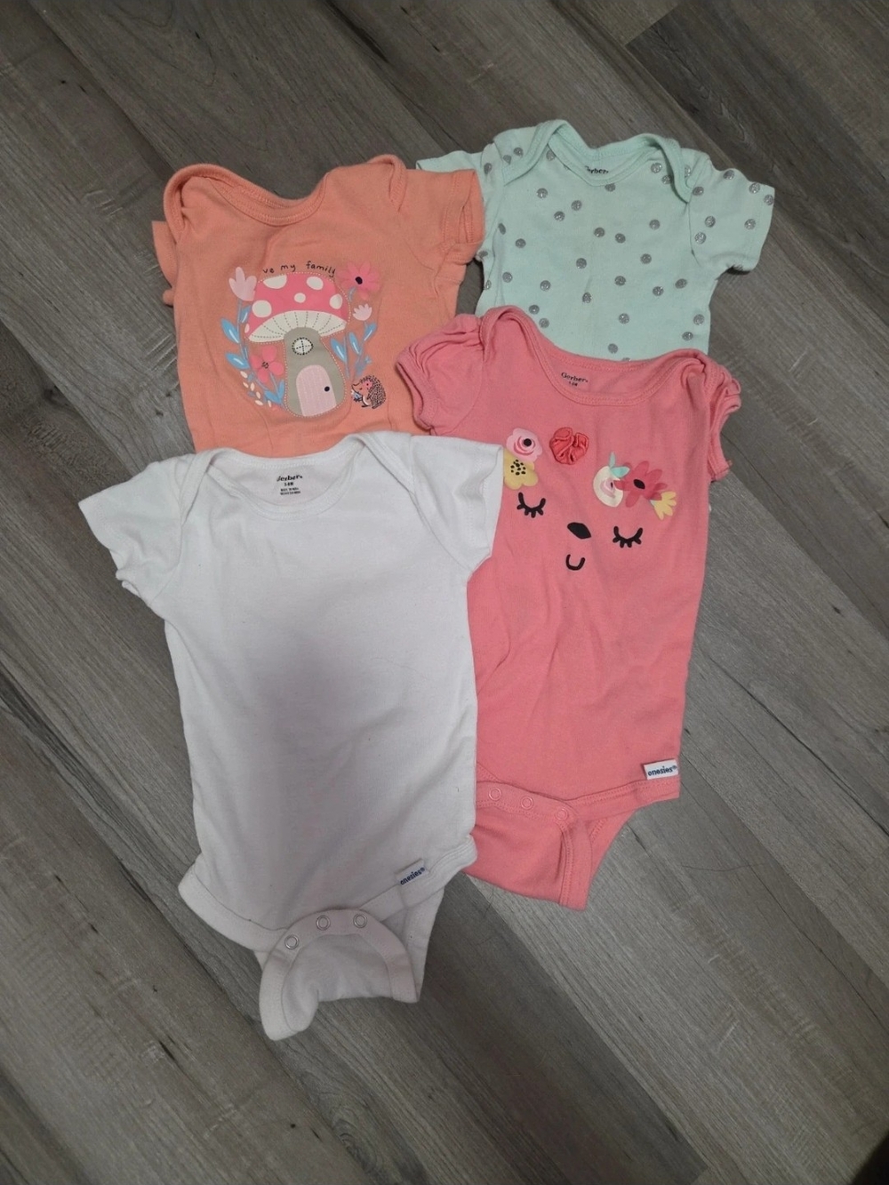 Gerber 3-6 Month Onesie Bundle